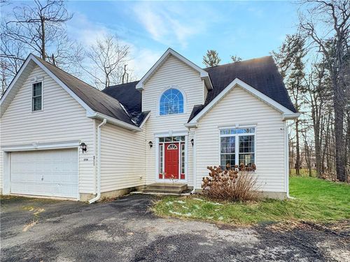 355 Echo Lake Road, Coolbaugh Twp, PA, 18466 | Card Image