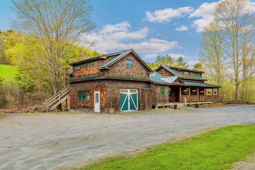 49 Vt Route 12, South Pomfret, VT, 05067 | Card Image
