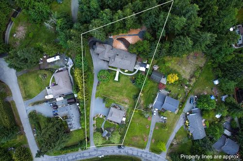 1582 Wilmot Ave, Shawnigan Lake, BC, V0R2W2 | Card Image