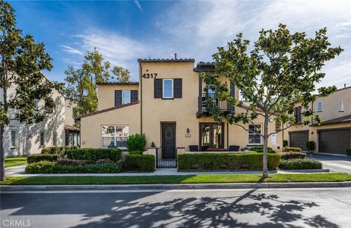 101-4317 Junction, Corona, CA, 92883 | Card Image