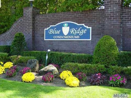 402-86 Birchwood Rd, Medford, NY, 11763-1249 | Card Image