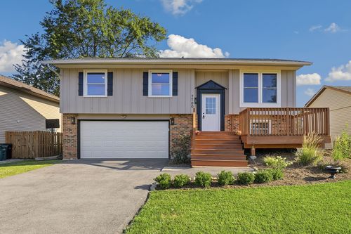 7700 Jamison Dr, Frankfort, IL, 60423-8156 | Card Image