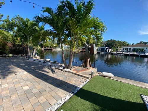 0-1350 Ne 30th St, Oakland Park, FL, 33334-4432 | Card Image