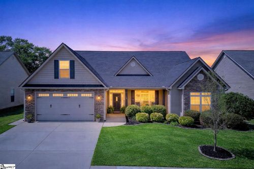 136 Dewfield Ln, Boiling Springs, SC, 29316-6167 | Card Image