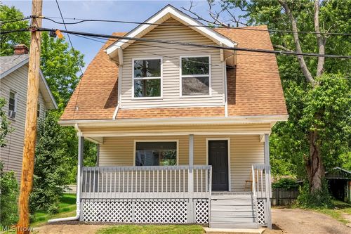 799 Fess Ave, Akron, OH, 44307-1207 | Card Image
