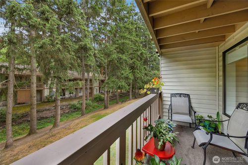 apt-d22-17425 119th Ln Se, Renton, WA, 98058-6249 | Card Image