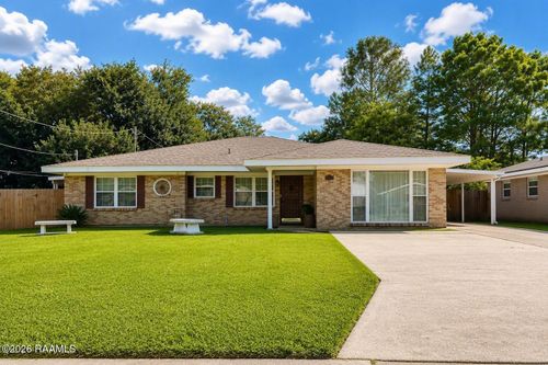 201 Uranus St, Morgan City, LA, 70380-5248 | Card Image