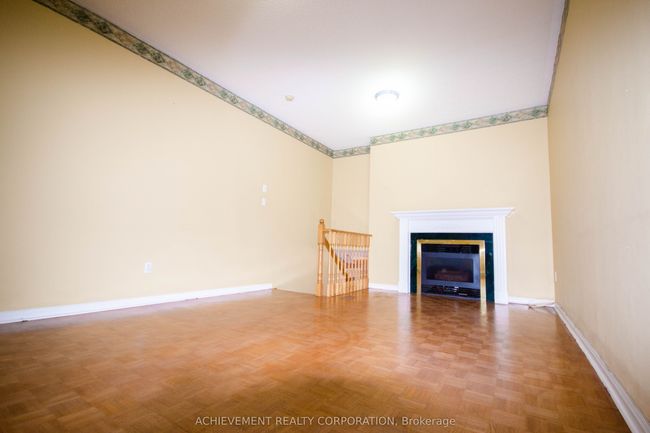 19 Wedgewood Pl, House attached with 4 bedrooms, 4 bathrooms and 1 parking in Concord ON | Image 6