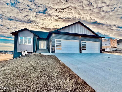 2003 Antler Ave, Bismarck, ND, 58503-1591 | Card Image