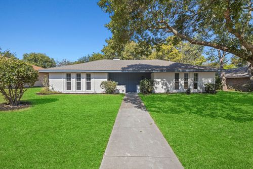 241 Wesley Dr, Desoto, TX, 75115-6239 | Card Image