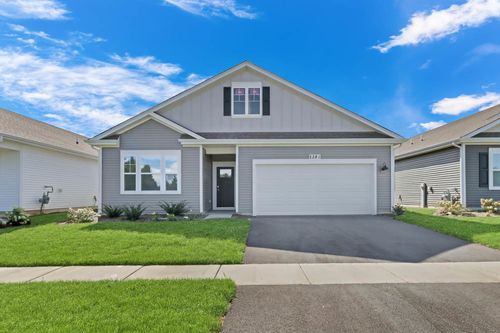 2281 Redwood Trl, Wonder Lake, IL, 60097-9616 | Card Image