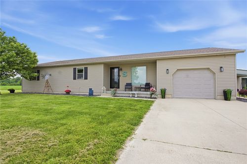 10251 N 450th Street, Altamont, IL, 62411 | Card Image