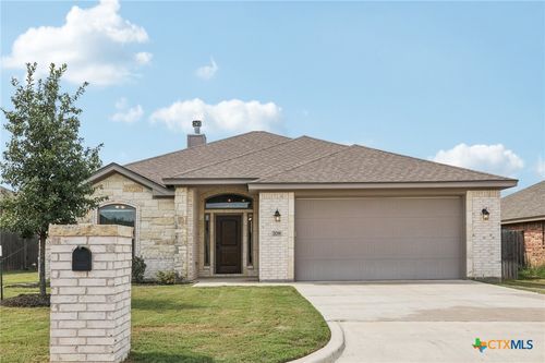 708 Holstein Dr, Belton, TX, 76513-4230 | Card Image
