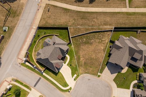 7661 Princedale, Tyler, TX, 75703-0709 | Card Image