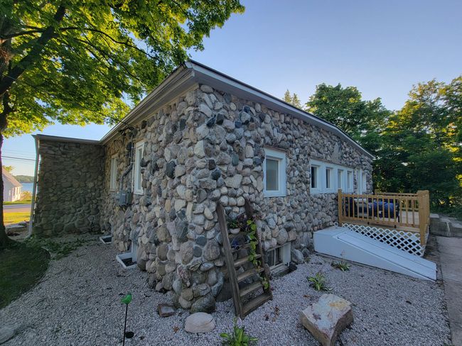 4642 Main St, House other with 8 bedrooms, 5 bathrooms and null parking in Onekama MI | Image 19