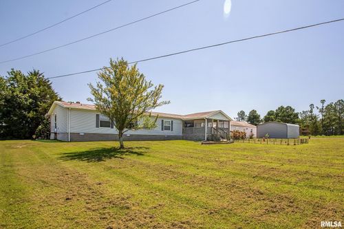 14809 Sulphur Springs Rd, Creal Springs, IL, 62922-3925 | Card Image