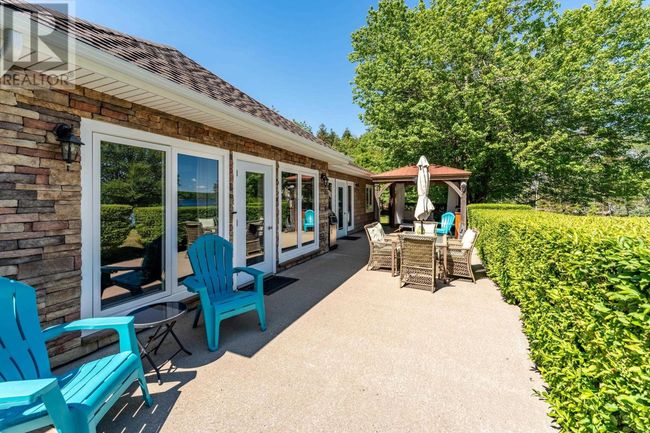 4400 2 Nd Division Rd, House other with 2 bedrooms, 2 bathrooms and null parking in Concession NS | Image 9