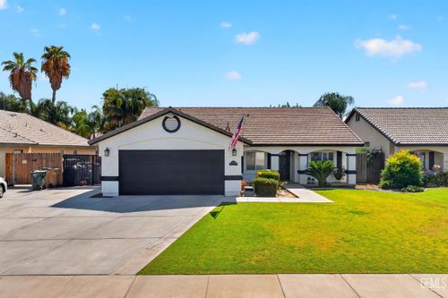 12509 Grand Teton Dr, Bakersfield, CA, 93312-5437 | Card Image