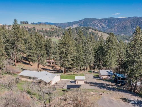 77 Poplar Dr, Grangeville, ID, 83530-5347 | Card Image