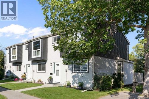 40-11407 Braniff Rd Sw, Calgary, AB, T2W1C5 | Card Image