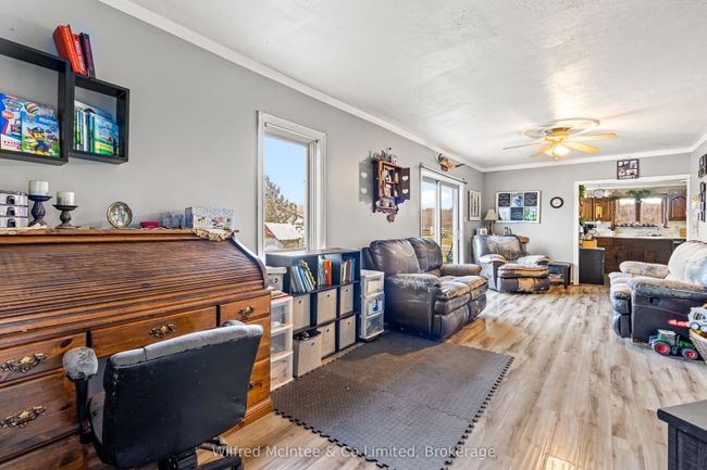 15339 Highway 6, Home with 5 bedrooms, 1 bathrooms and 10 parking in Manitowaning ON | Image 12