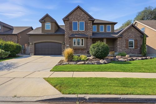 792 E Grand Cayman Dr, Murray, UT, 84107-3603 | Card Image