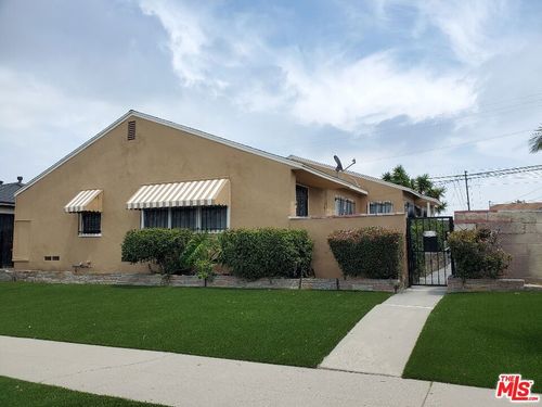 9424 S Manhattan Place, LOS ANGELES, CA, 90047 | Card Image