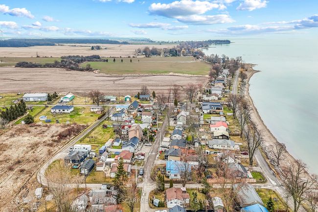 20 Melville Lane, House other with 2 bedrooms, 1 bathrooms and 2 parking in Selkirk ON | Image 46