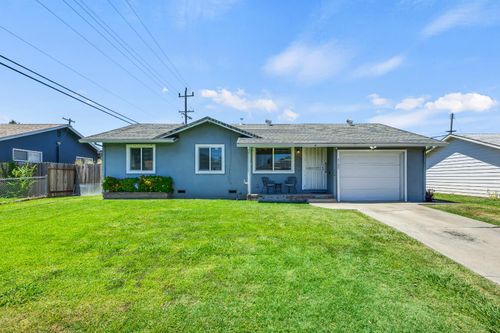 7125 Larchmont Dr, North Highlands, CA, 95660-3401 | Card Image
