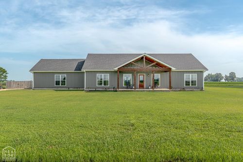 1701 Brown St, Bay, AR, 72411-9438 | Card Image