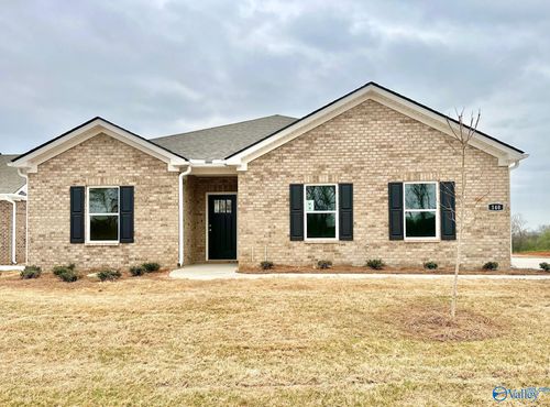 140 Fairways Pass, Meridianville, AL, 35759-3200 | Card Image