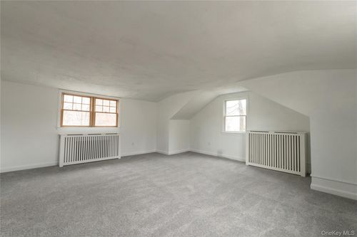 218 N Midland Ave, Nyack, NY, 10960-1908 | Card Image