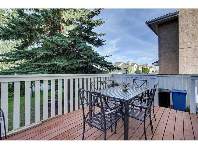 107 Coral Keys Green Ne, Home with 5 bedrooms, 3 bathrooms and 4 parking in Calgary AB | Image 11
