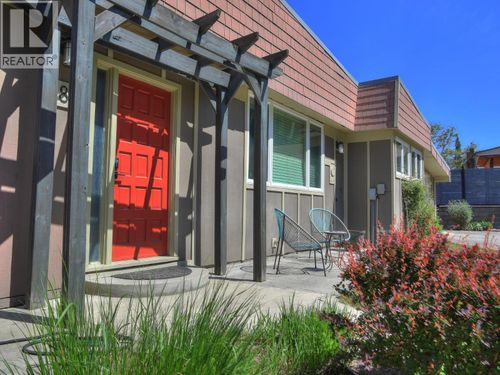 812 Paret Rd, Kelowna, BC, V1W4P2 | Card Image