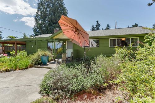 2145 N 146th St, Shoreline, WA, 98133-6705 | Card Image