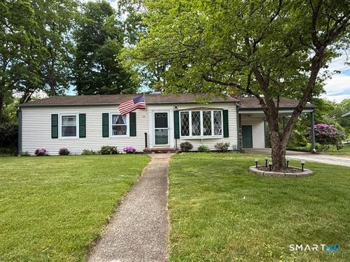 84 North St, Putnam, CT, 06260-1155 | Card Image