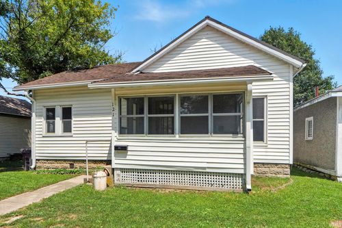 121 Short St, Churubusco, IN, 46723-2105 | Card Image