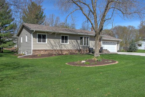 3125 Kenwood St S, Cambridge, MN, 55008-2640 | Card Image