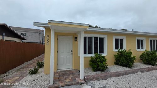 6409 Ridgewood Ave, COCOA BEACH, FL, 32931-4047 | Card Image