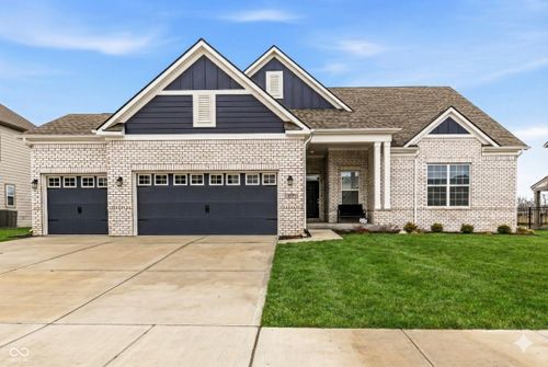 4277 Ironclad Dr, Bargersville, IN, 46106-5573 | Card Image