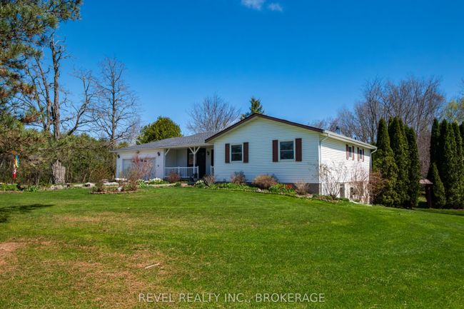 3744 Copper Kettle Dr, House other with 4 bedrooms, 4 bathrooms and 4 parking in Inverary ON | Image 4
