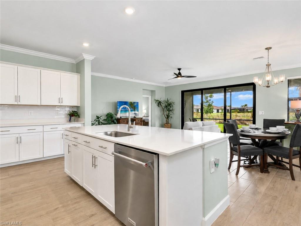 Residential in ESTERO 2