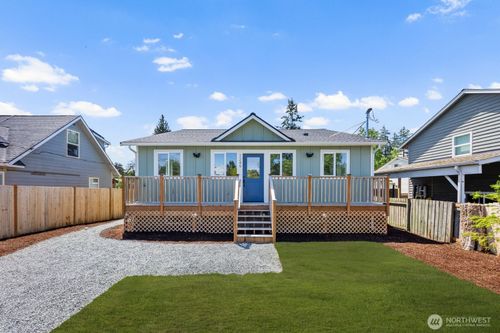 1249 Sw 151st St, Burien, WA, 98166-1756 | Card Image