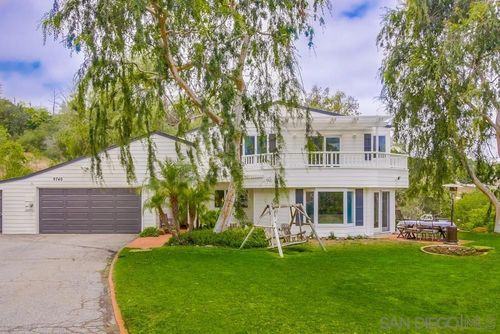 9740 Nutby Ln, Escondido, CA, 92026-4510 | Card Image