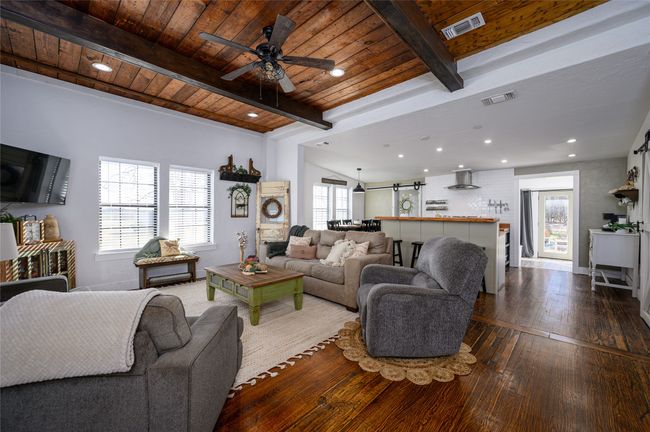 4597 W Line Rd, House other with 2 bedrooms, 2 bathrooms and null parking in Whitesboro TX | Image 8