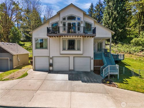 20310 Larita Dr E, Sumner, WA, 98391-5916 | Card Image