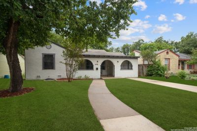 2238 W Magnolia Ave, House other with 3 bedrooms, 2 bathrooms and null parking in San Antonio TX | Image 3