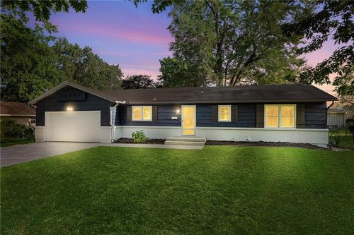 10005 E 72nd St, Raytown, MO, 64133-6701 | Card Image