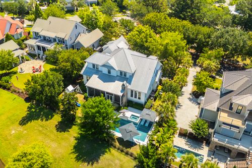 211 Ithecaw Creek St, Daniel Island, SC, 29492-7311 | Card Image