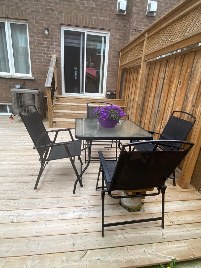 51 Prosser Cres, House attached with 4 bedrooms, 4 bathrooms and 3 parking in Sutton West ON | Image 35